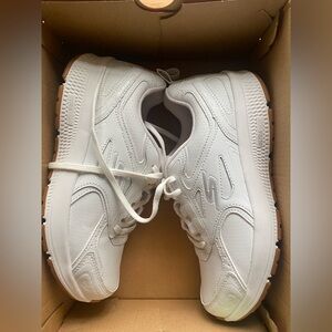 White Skecher Sneakers NWT